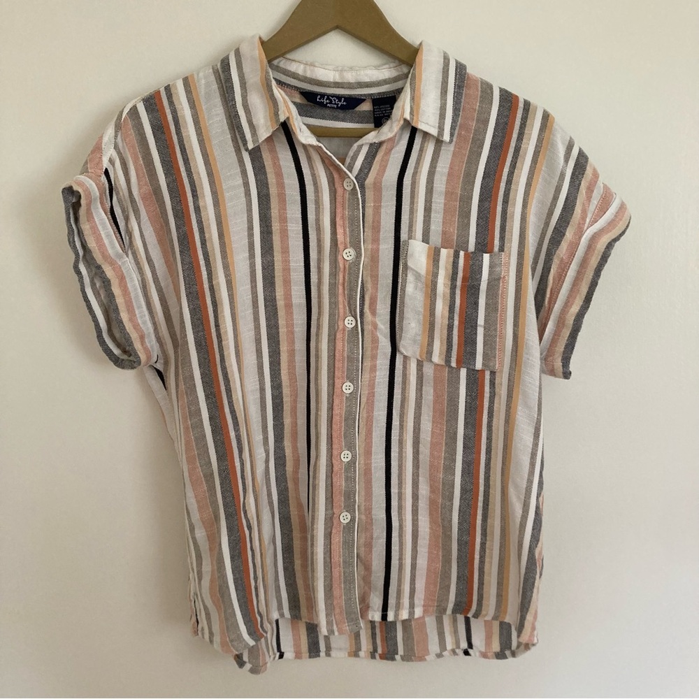 Petite striped short sleeve blouse